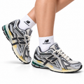 New Balance 1906A Retro Running Shoes – Silver Grey