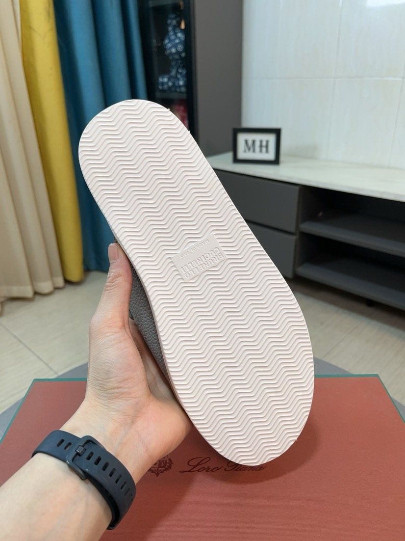 Loro Piana Textured Slide Sandals