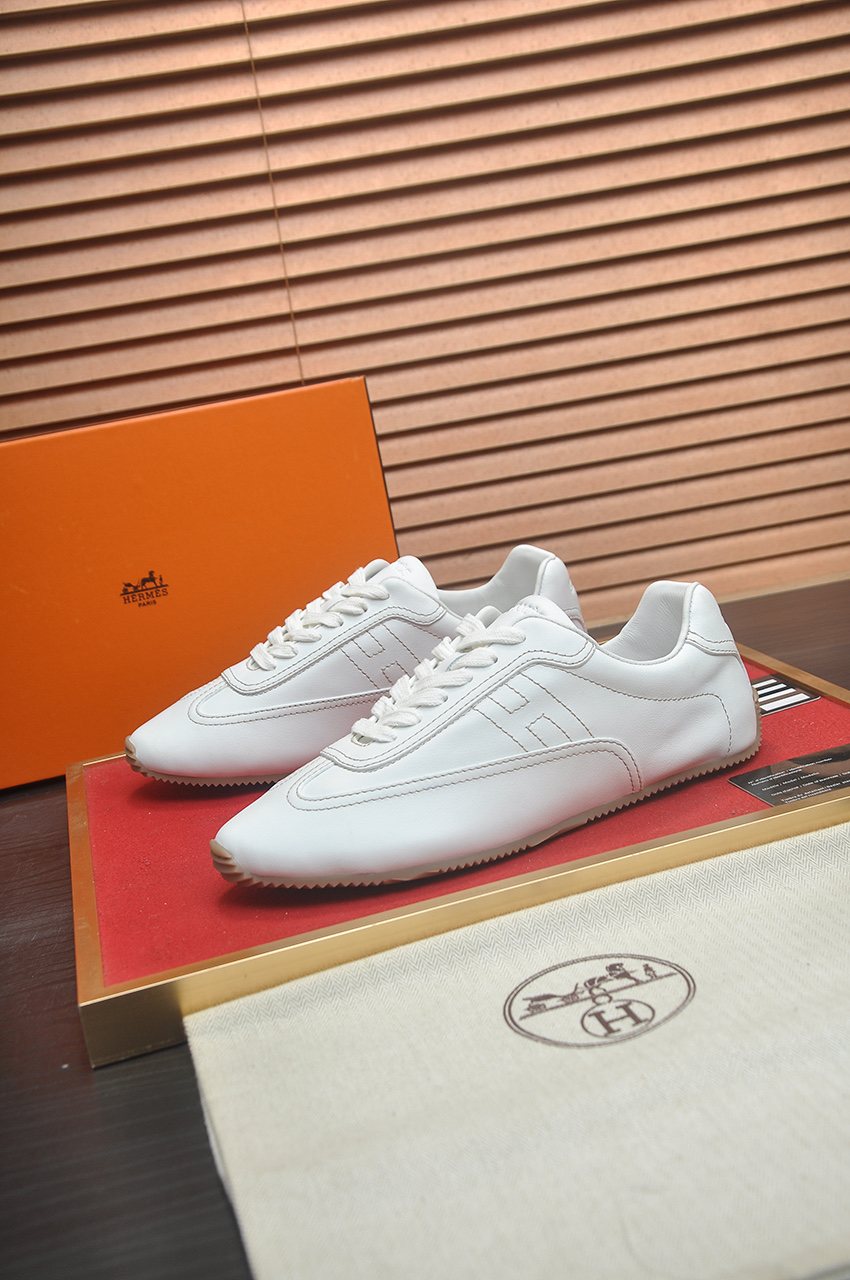 Hermès Low-Top Lace-Up Sneakers