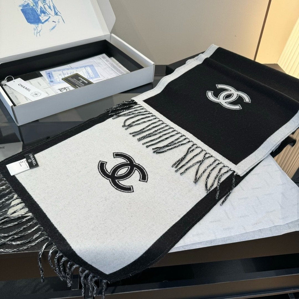 Chanel Contrast Panel Fringed Scarf